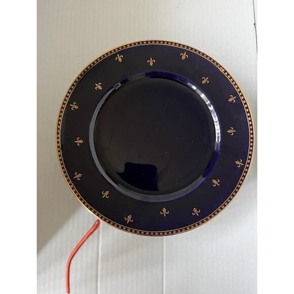 Set of 8 Rorstrand (Rörstrand) Cobalt Fleur de Lis Dessert / Salad Plates 8.25'' - Picture 1 of 3